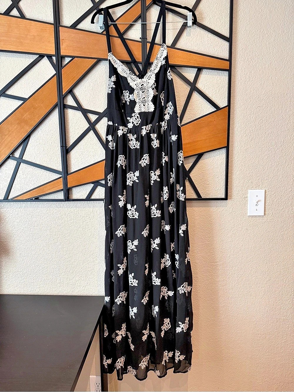 Torrid Black Crochet Challis Maxi Dress Floral Black & White Size 00